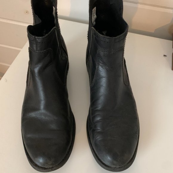 Timberland Chelsea Boots - Picture 4 of 5